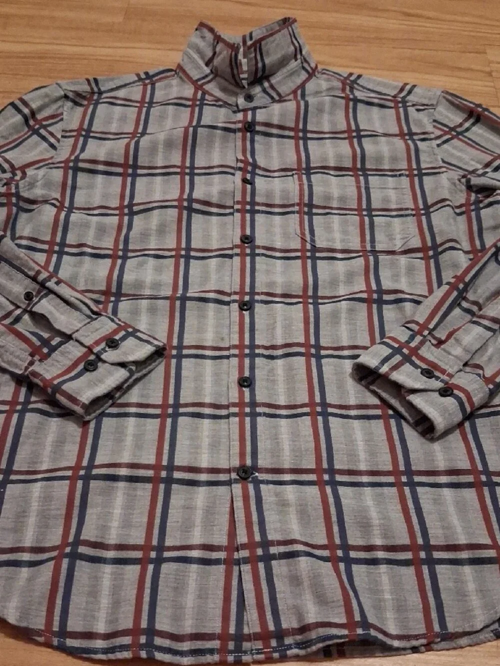 Banana Republic Gray Plaid Button-Down Shirt with Navy & Brown Lines